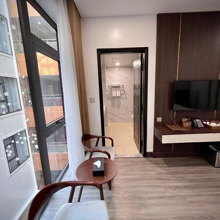 Diamond Hotel Van Don Cam Pha Zewnętrze zdjęcie
