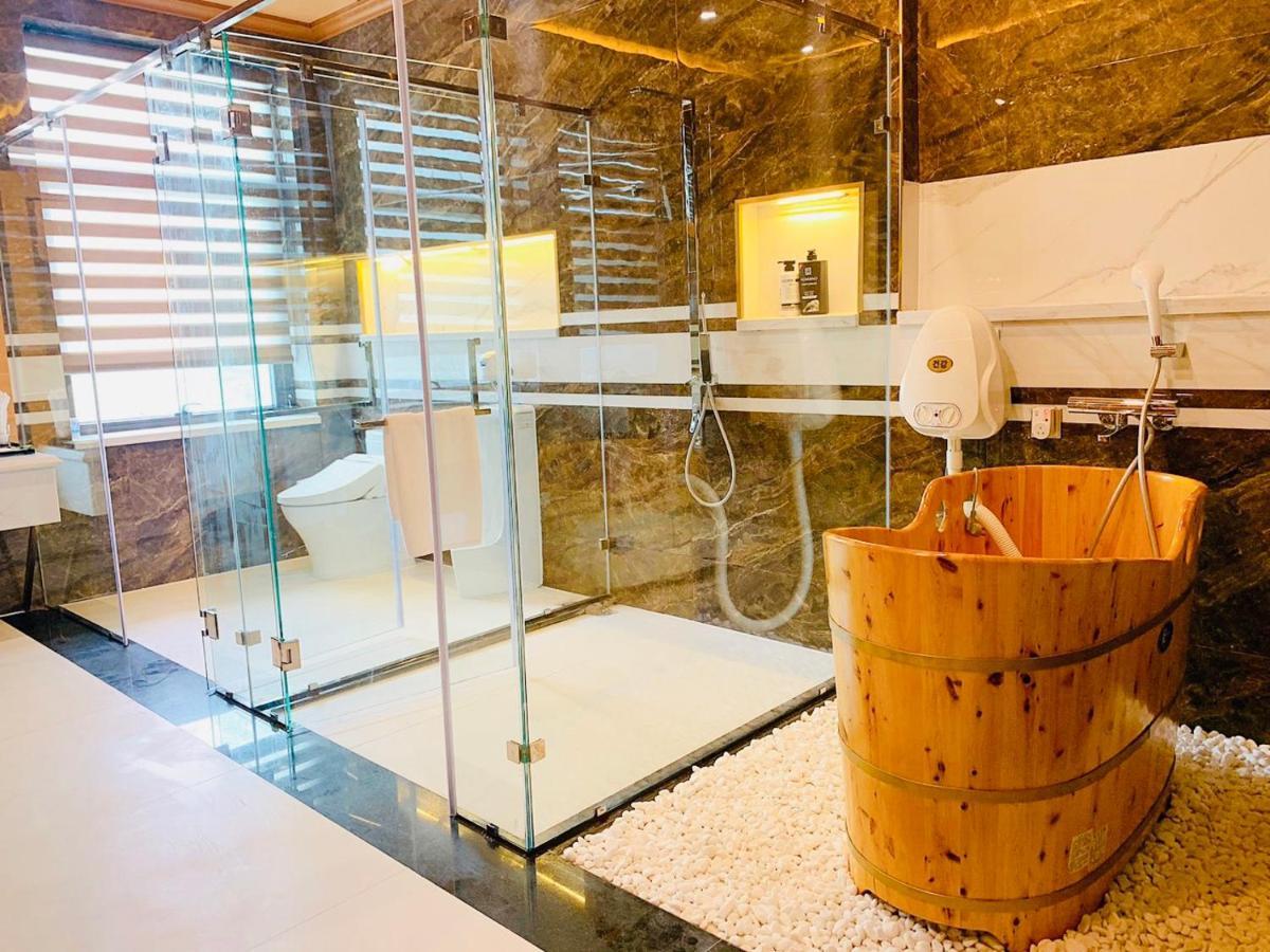 Diamond Hotel Van Don Cam Pha Zewnętrze zdjęcie