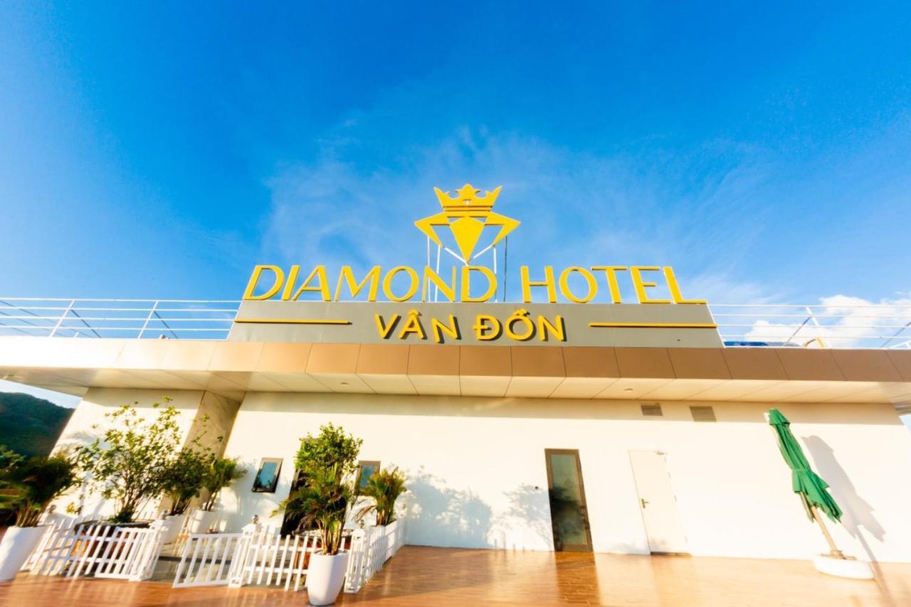 Diamond Hotel Van Don Cam Pha Zewnętrze zdjęcie