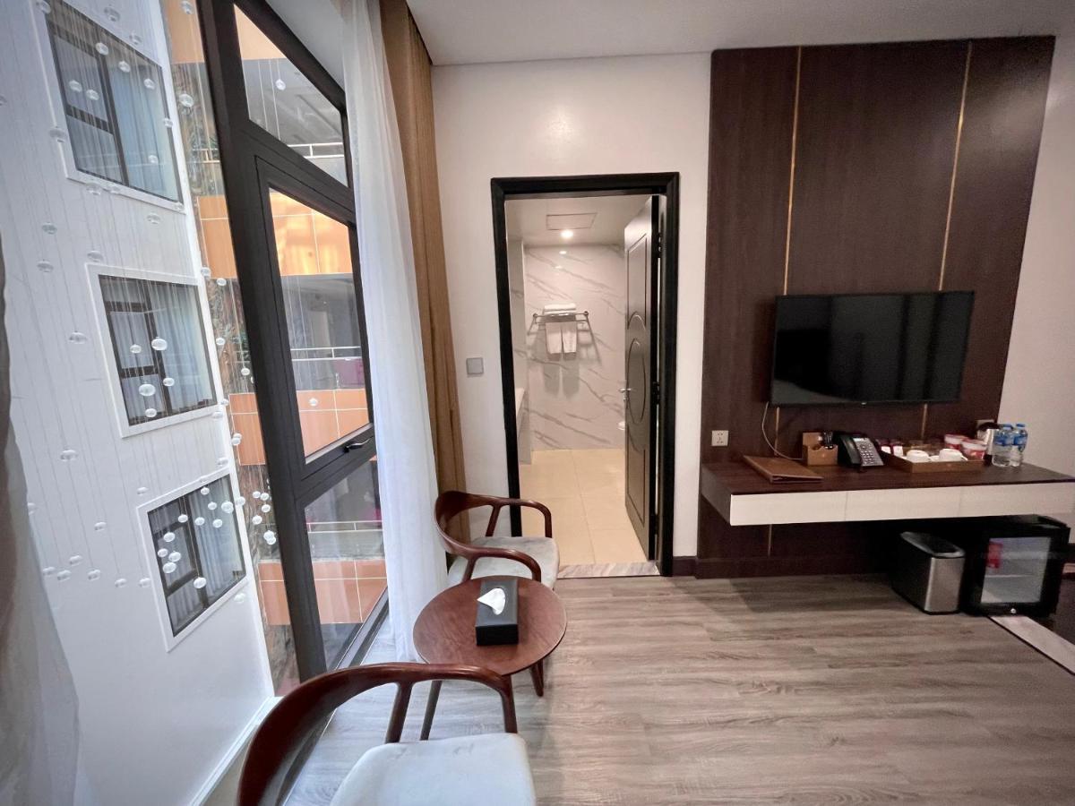 Diamond Hotel Van Don Cam Pha Zewnętrze zdjęcie